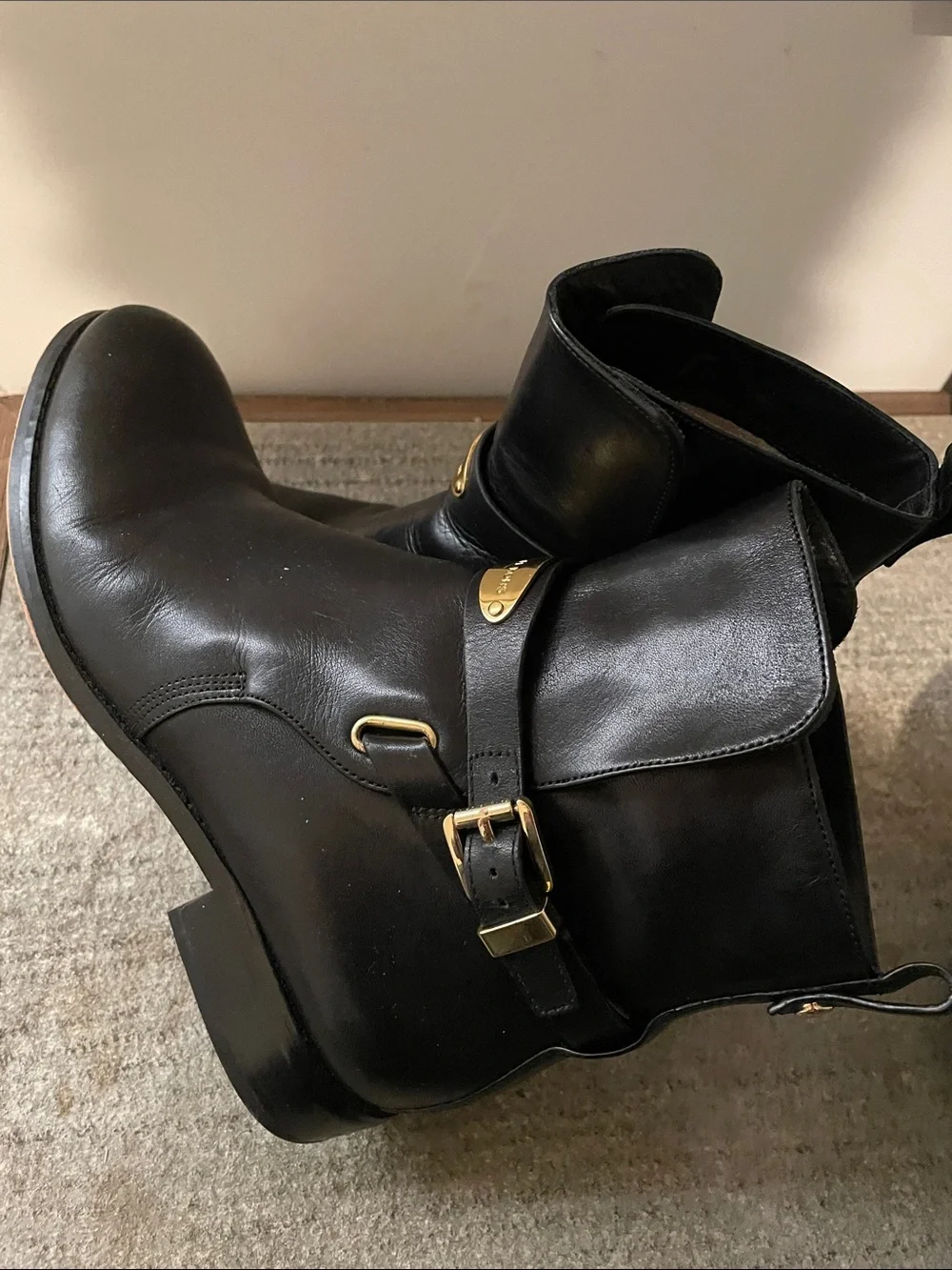 Michael Kors Arley Ankle Boots Black Size 8 Biker Inspired Western Modern Preppy - Picture 9 of 10